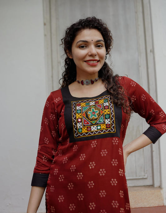 Designer Kurthi (code- 1210bk)