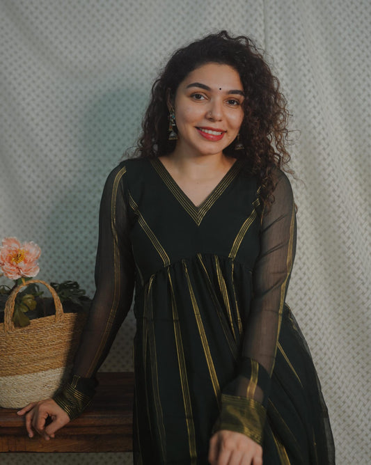 Designer Kurthi (code- 1332bk)