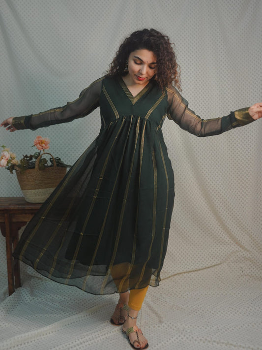 Designer Kurthi (code- 1332bk)