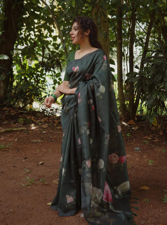 Floral Silk Saree RS. 870/- (70% Off on MRP Rs. 2900/-)( DS-242)