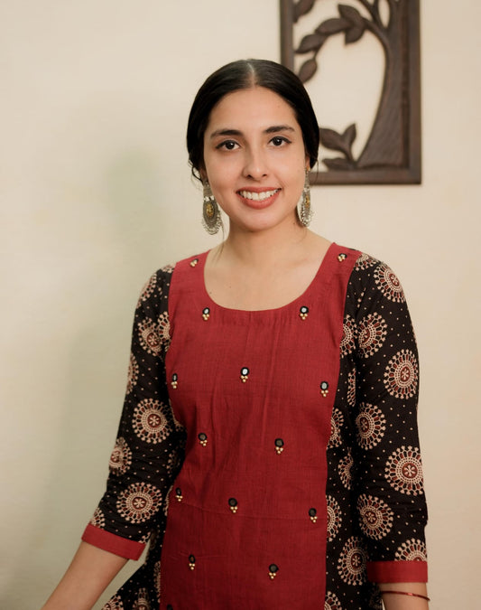 Designer Kurthi(Code-1663 BK)