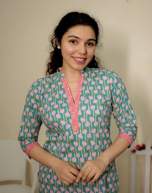 Designer Kurthi (Code -1697 BK)