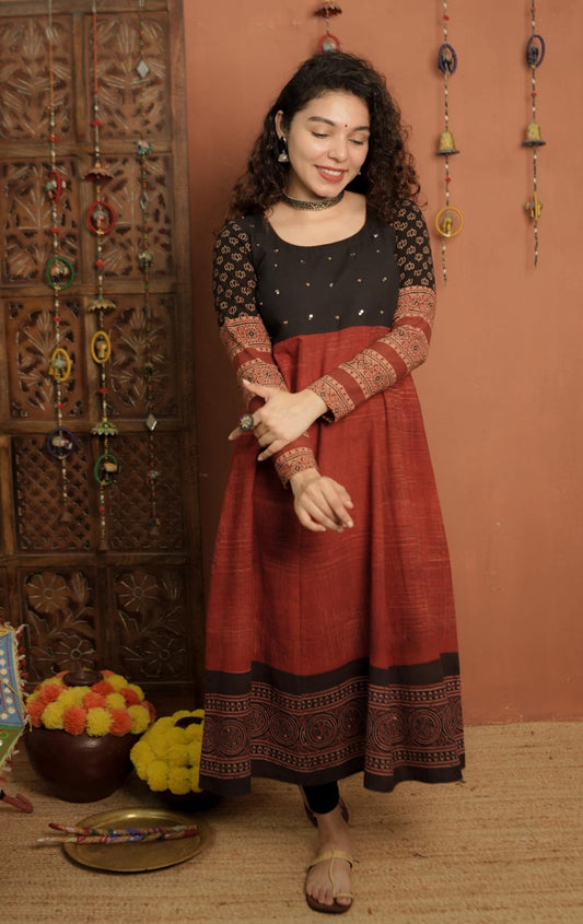 Designer Kurthi (Code - 1886 BK)