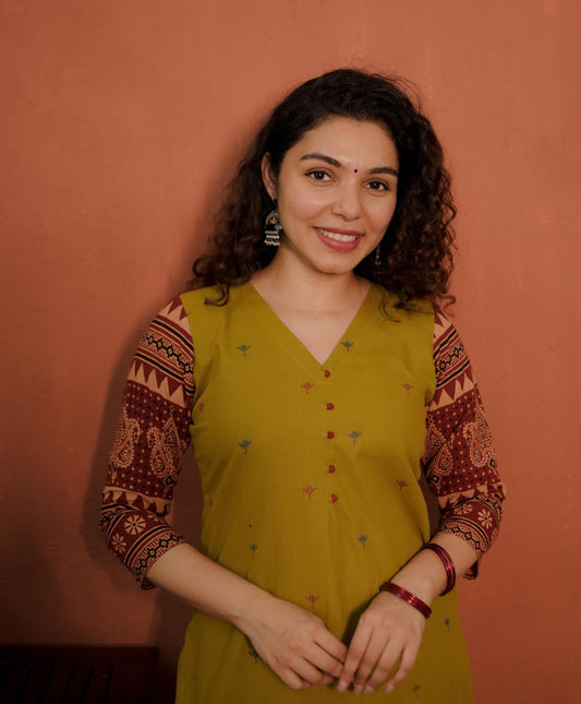 Designer Kurthi (Code-1770 BK)