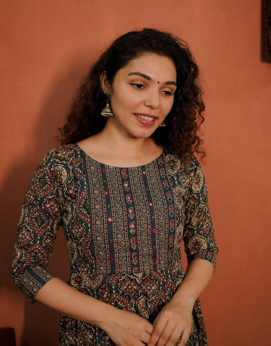 Designer Kurthi (Code-1776 BK)