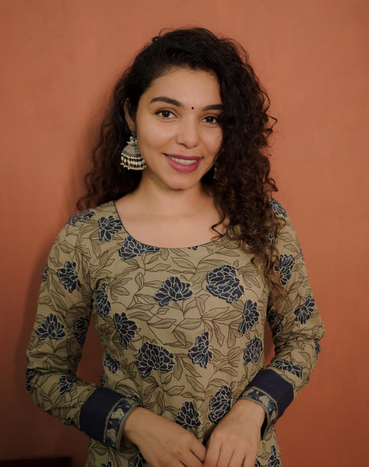 Designer Kurthi (Code-1794 BK)