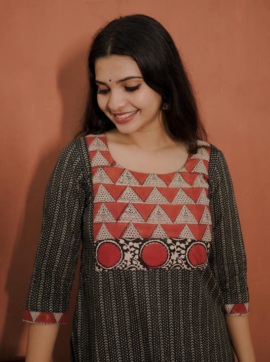 Designer Kurthi (Code-1800BK)