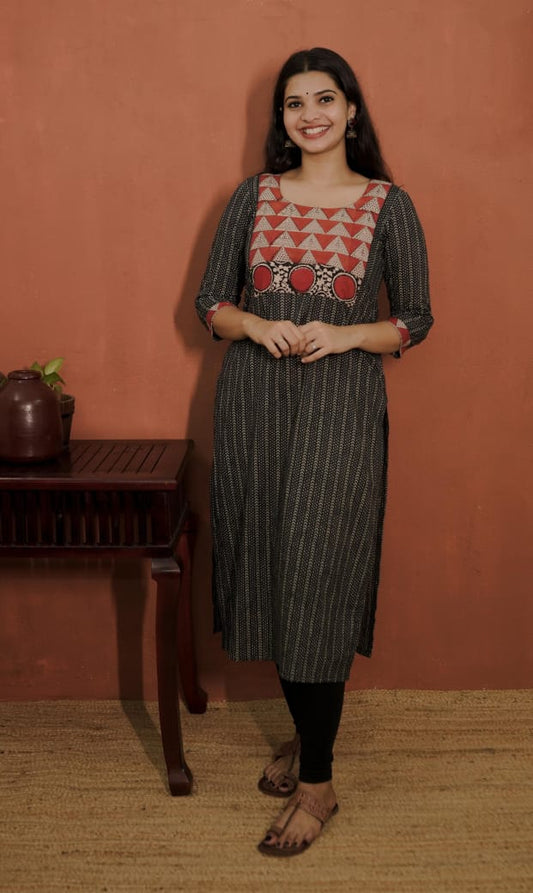 Designer Kurthi (Code-1800BK)