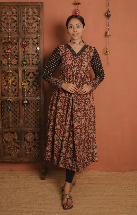 Designer Kurthi (Code - 1911 BK)