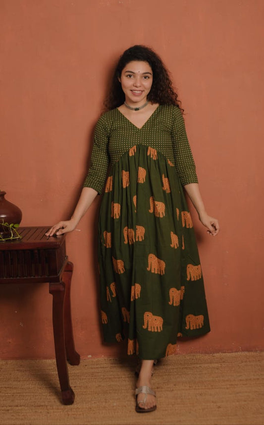 Designer Dress (Code - 1928 BK)