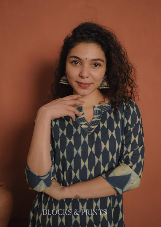 Designer Kurthi (Code - 2058 BK)