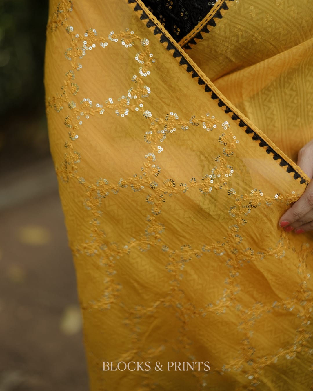RS .1950/- (50% Off on MRP Rs.3900/-)-(SG70)