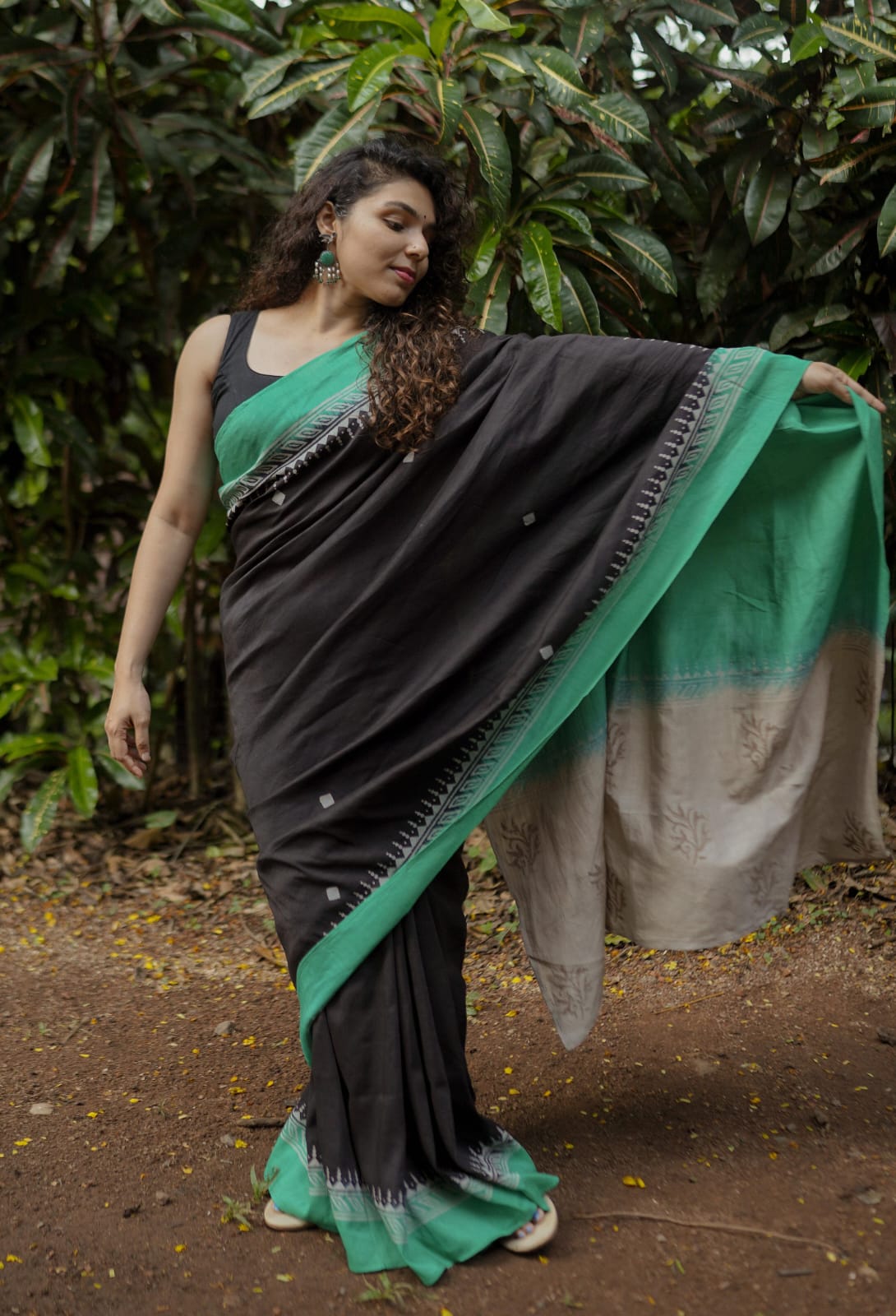 Linen saree - L01