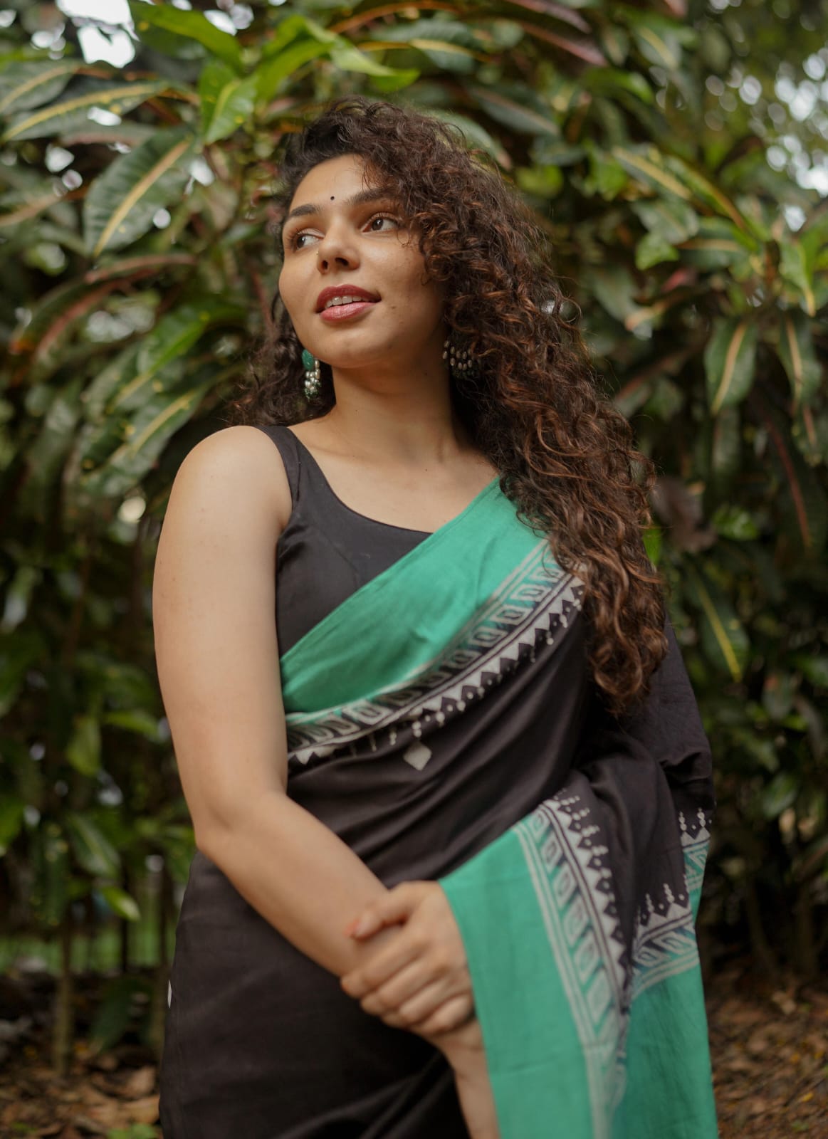 Linen saree - L01