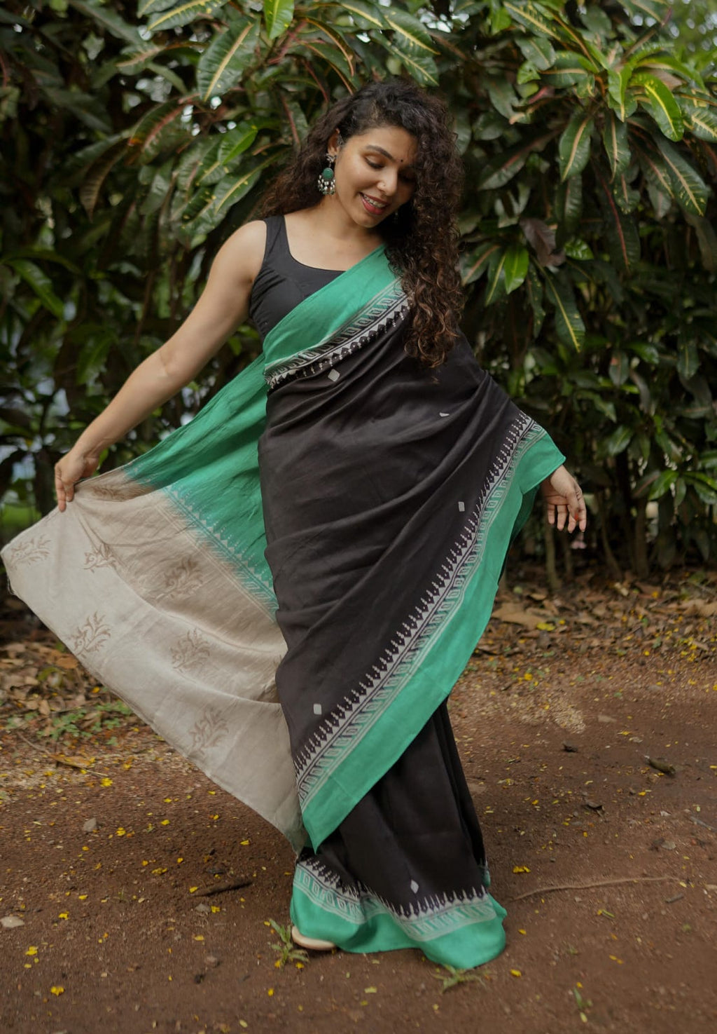 Linen saree - L01