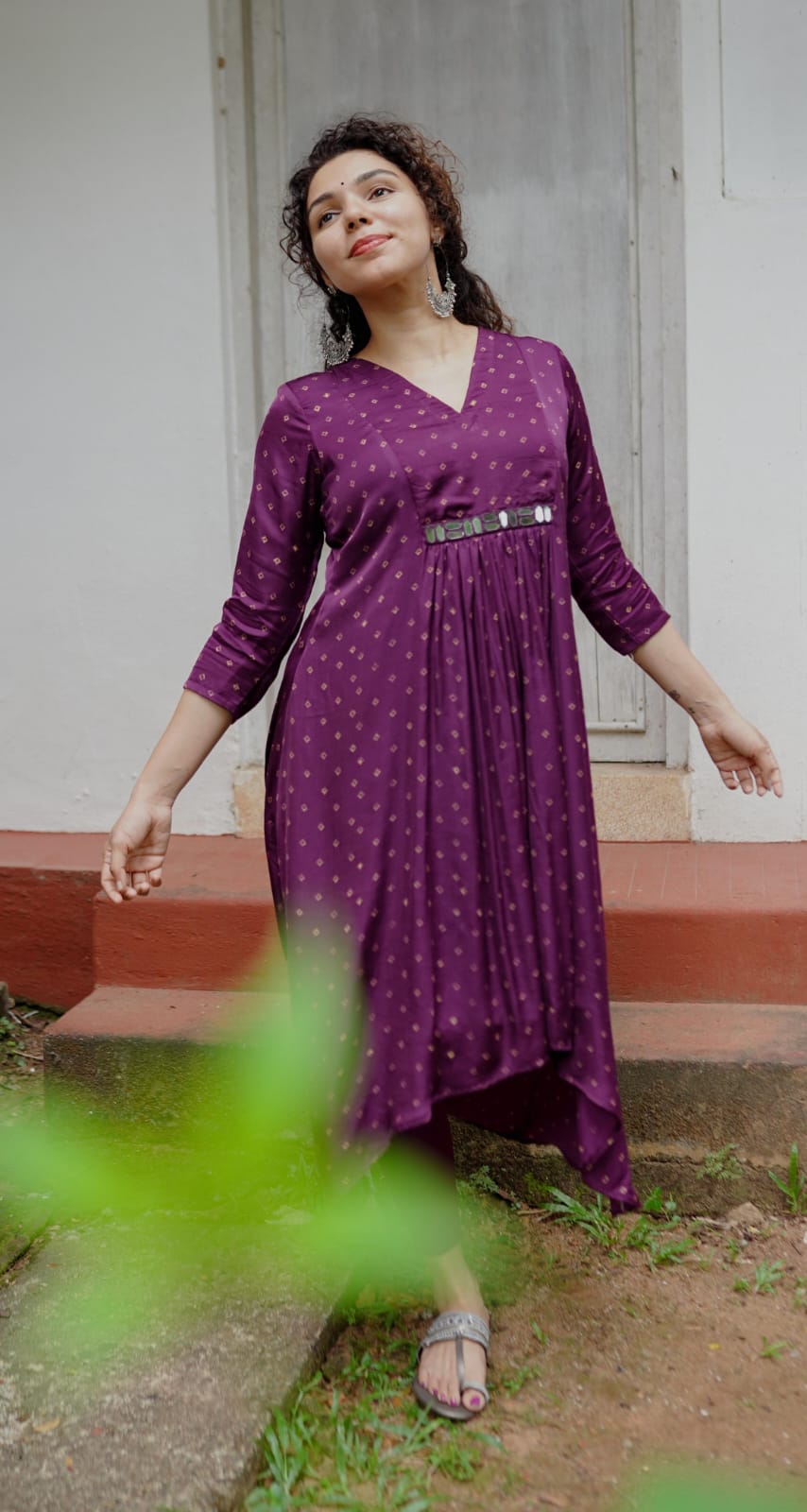 RS.1100/- (50%Off on MRP Rs.2200/-)(code-1209bk)