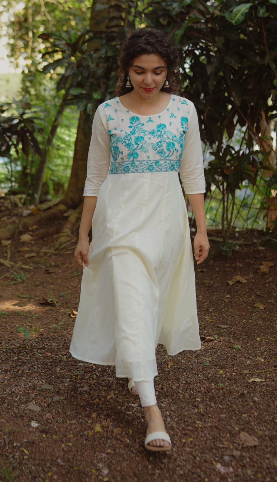 RS.600/- (50% Off on MRP Rs.1200/-) (code-1194bk)