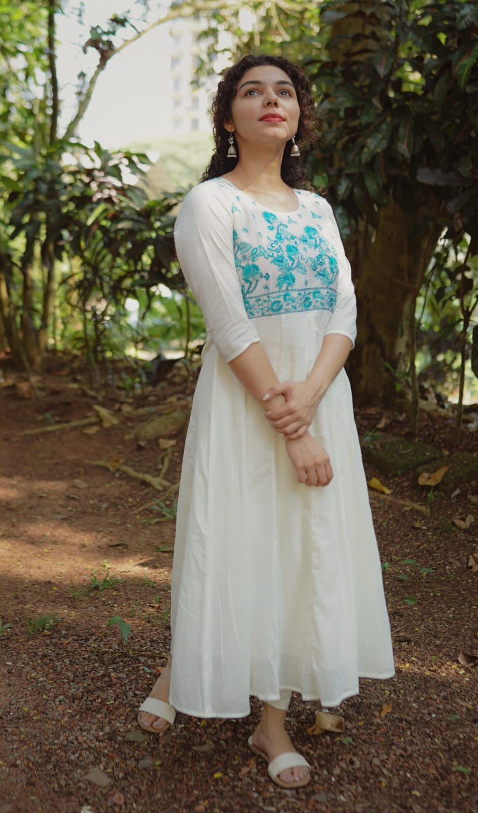 RS.600/- (50% Off on MRP Rs.1200/-) (code-1194bk)