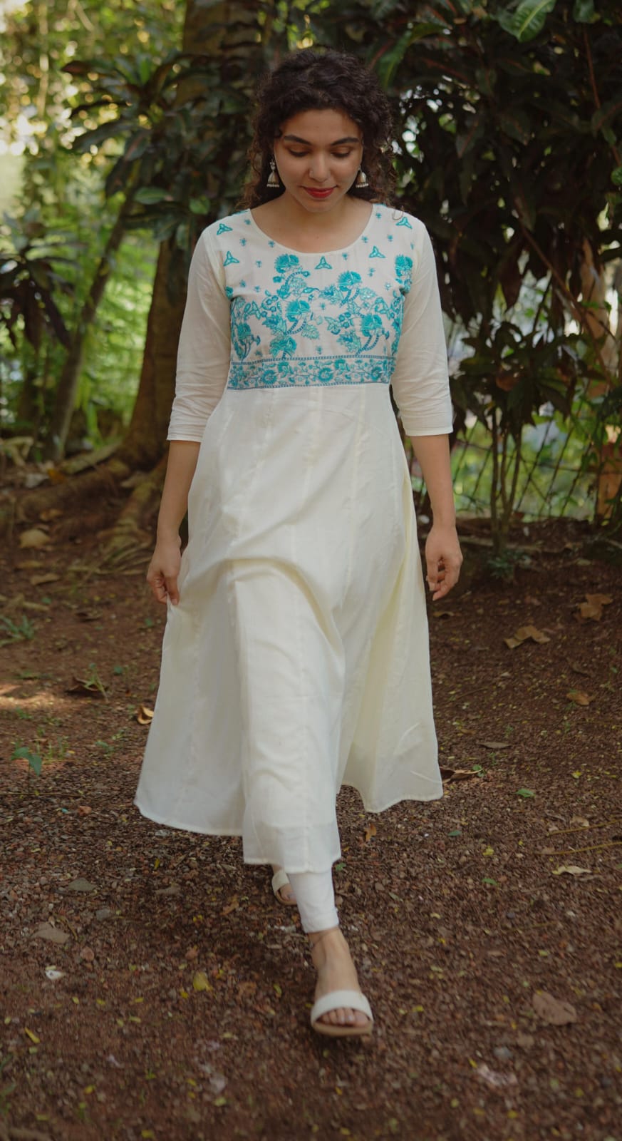 RS.600/- (50% Off on MRP Rs.1200/-) (code-1194bk)