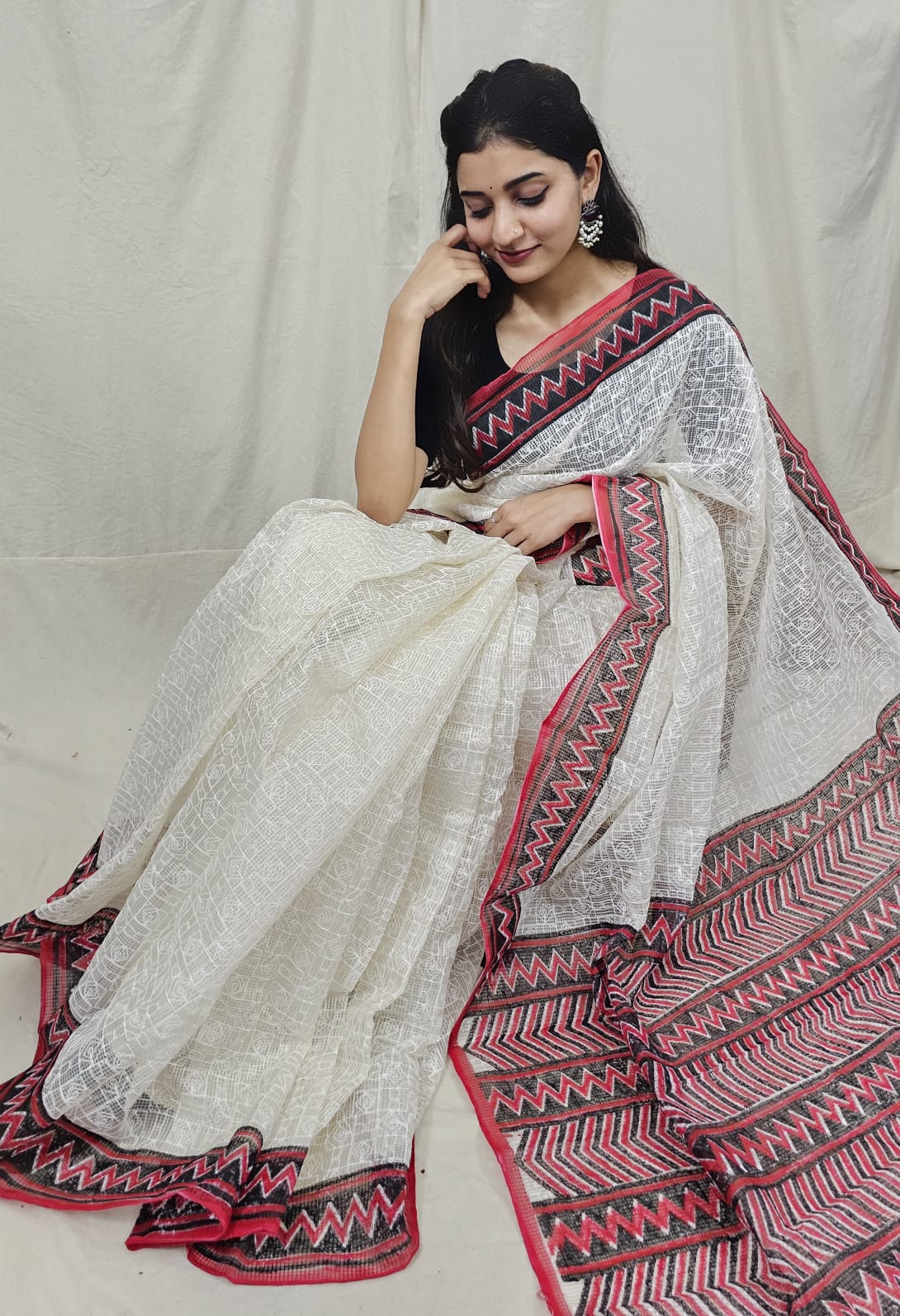 RS.960/- (60% Off on MRP Rs.2400/-)( DS-433)