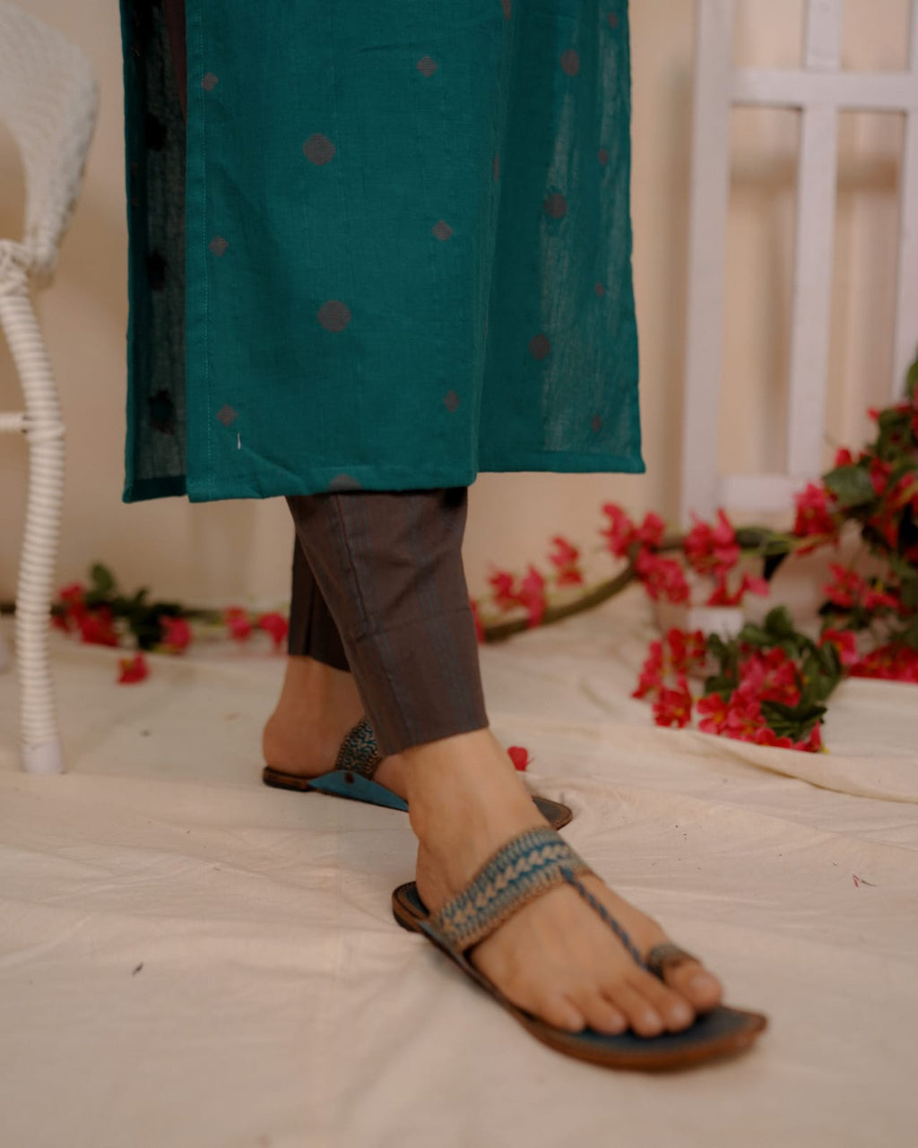 RS.750/- (50% Off on MRP Rs.1500/-) (Code- 1665 BK)