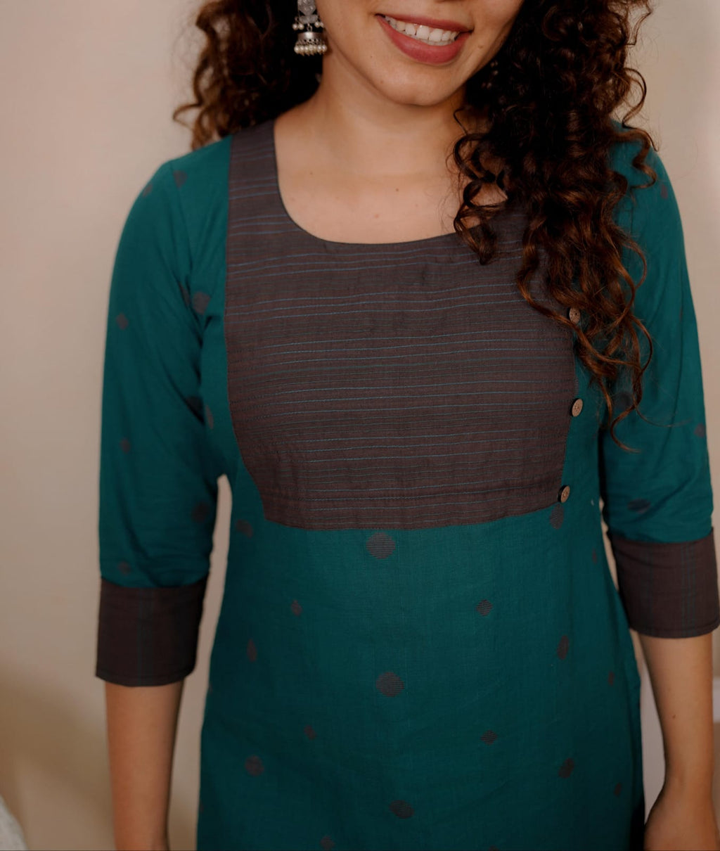 RS.750/- (50% Off on MRP Rs.1500/-) (Code- 1665 BK)