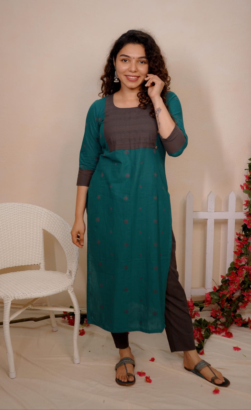 RS.750/- (50% Off on MRP Rs.1500/-) (Code- 1665 BK)