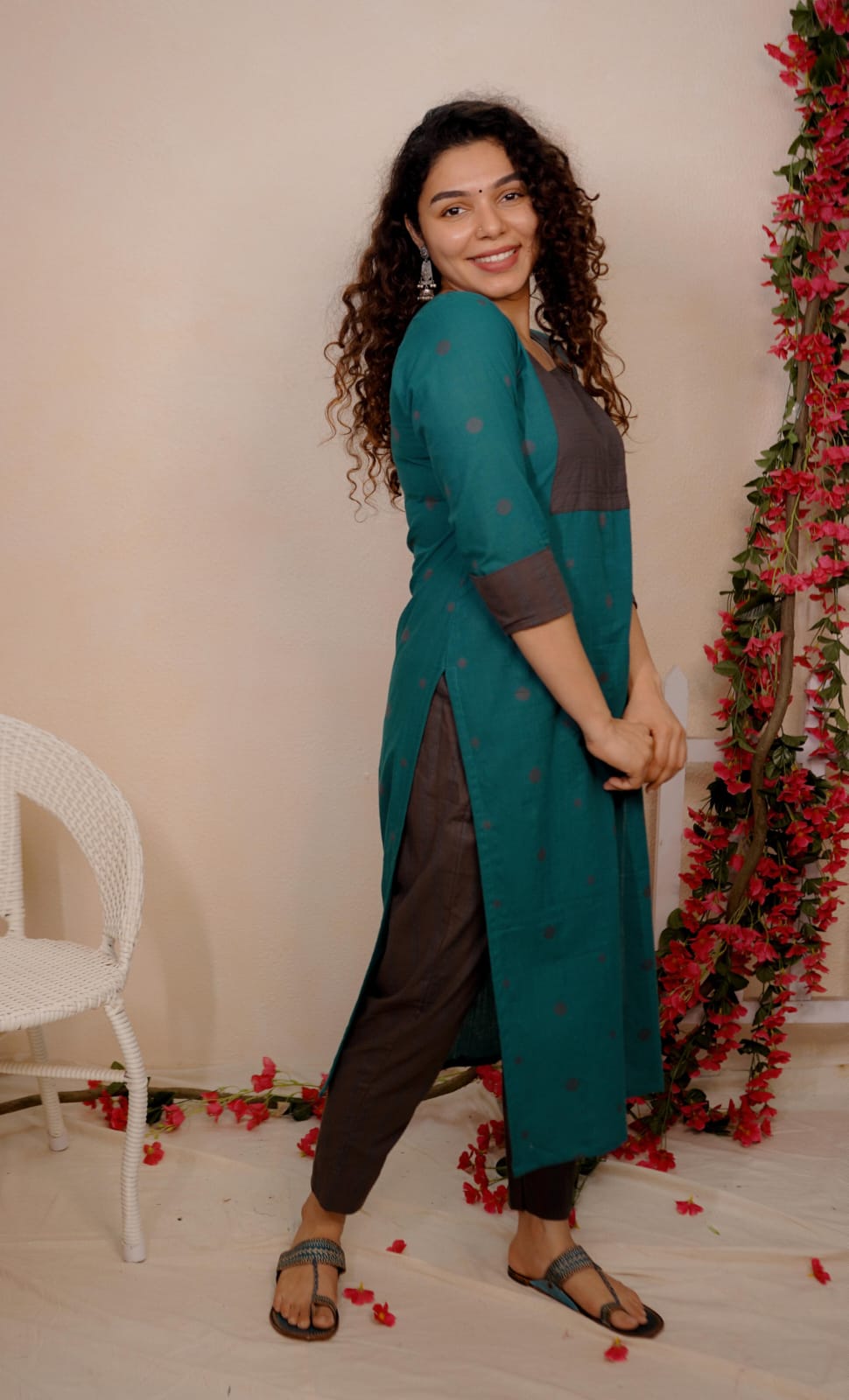 RS.750/- (50% Off on MRP Rs.1500/-) (Code- 1665 BK)