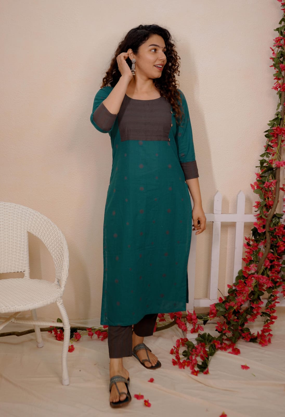 RS.750/- (50% Off on MRP Rs.1500/-) (Code- 1665 BK)