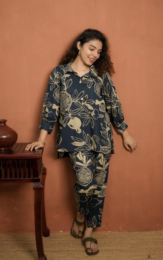 RS.700/- (50% Off on MRP Rs.1400/-) (Code - 1873BK)