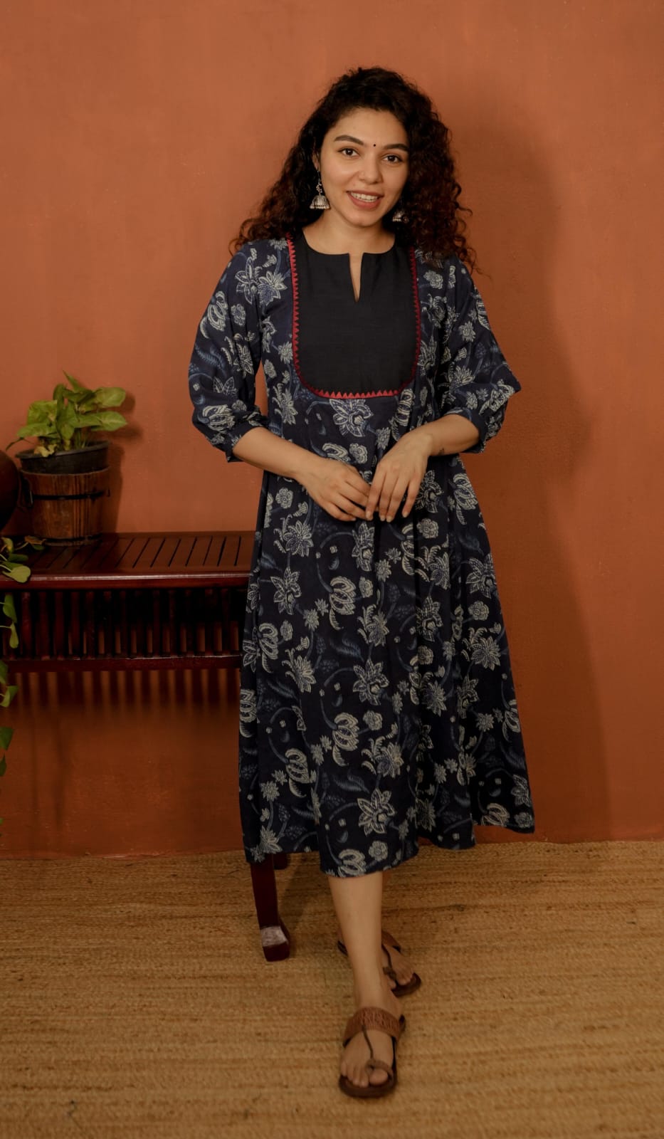 RS .640/- (50% Off on MRP Rs.1280/-) (Code - 1739 BK)