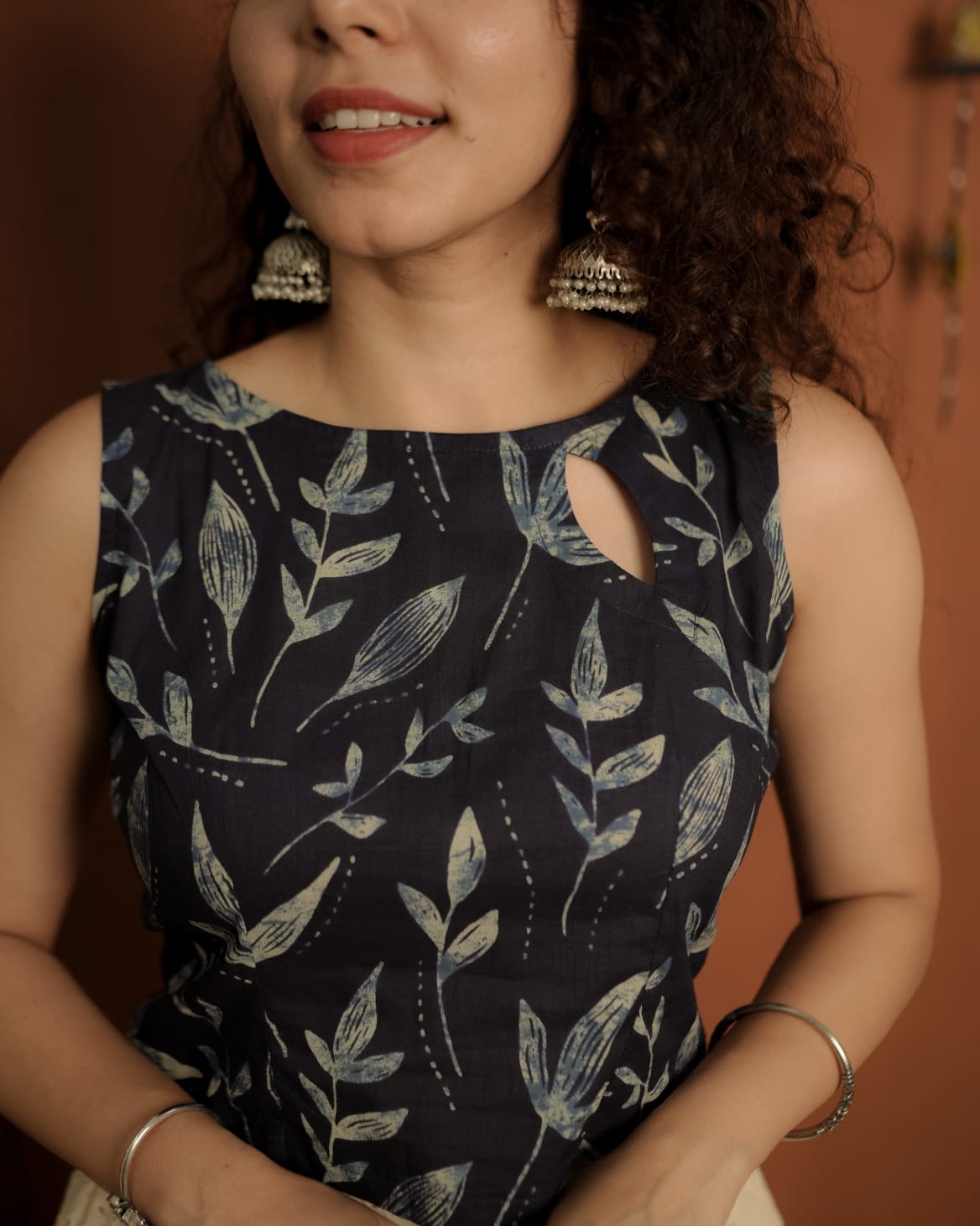 RS.950/- (50% Off on MRP Rs.1900/-) (Code - 1880 BK)