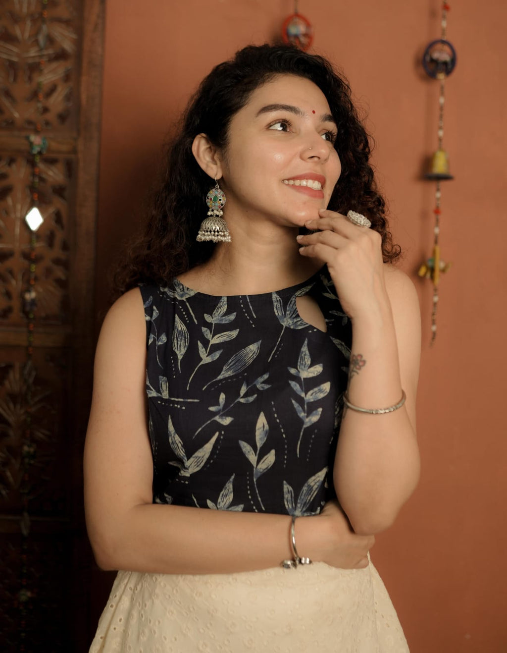 RS.950/- (50% Off on MRP Rs.1900/-) (Code - 1880 BK)