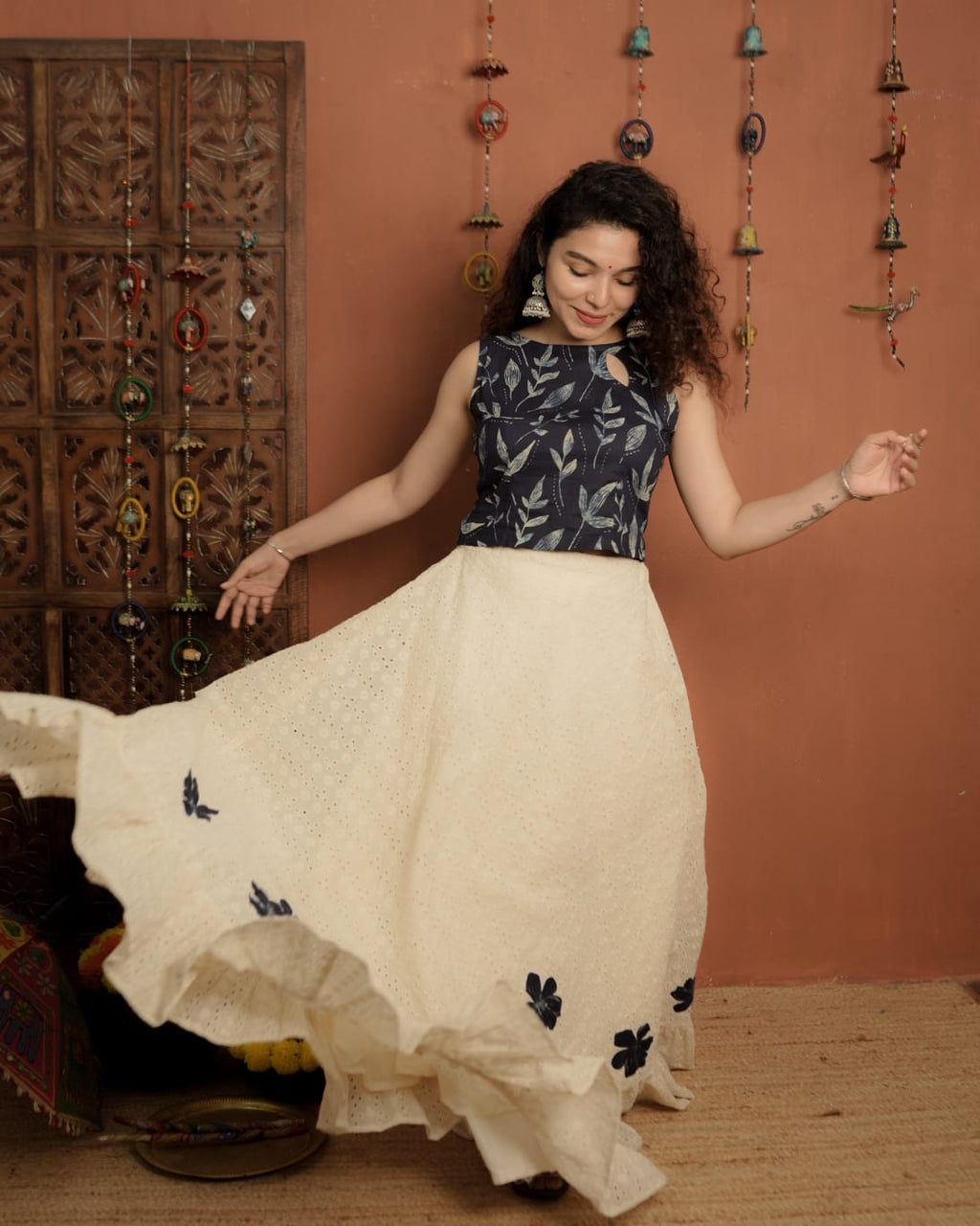 RS.950/- (50% Off on MRP Rs.1900/-) (Code - 1880 BK)