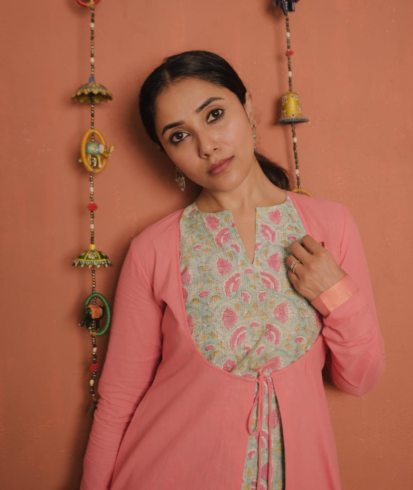 RS.900/- (50%Off on MRP Rs.1800/-) (Code - 1906 BK)