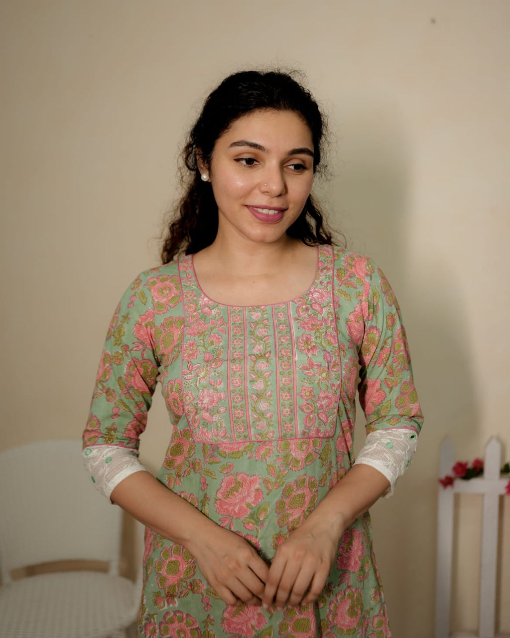 RS .600/- (50% Off on MRP Rs.1200/-) (Code-1709 BK)