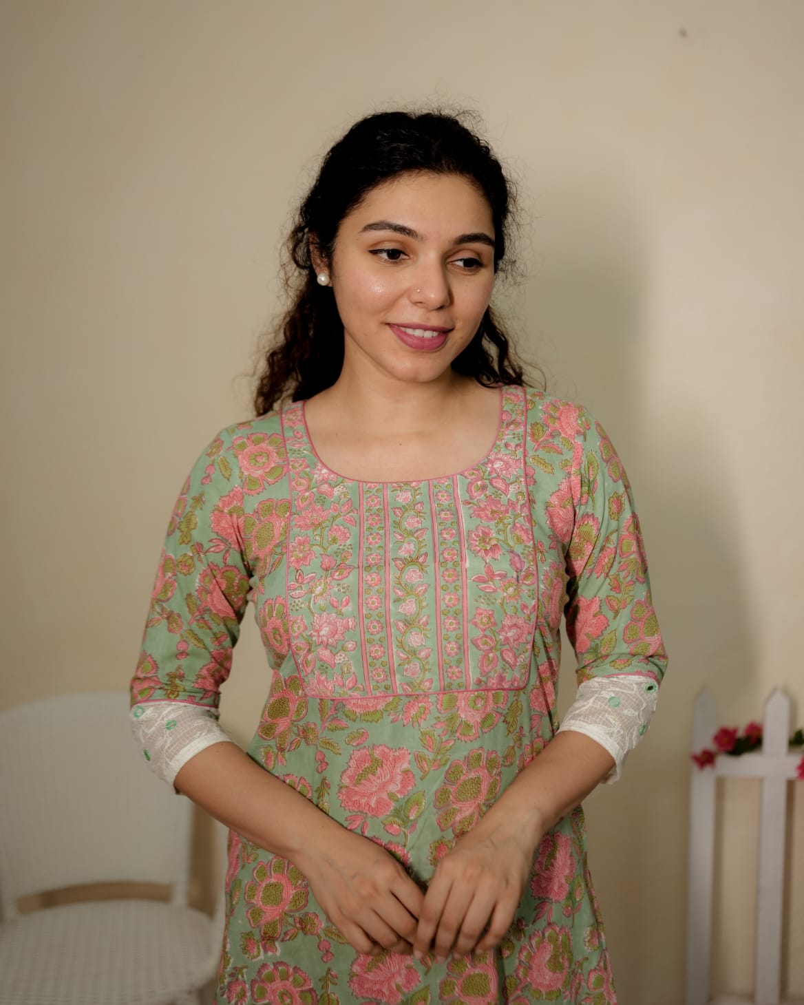 RS .600/- (50% Off on MRP Rs.1200/-) (Code-1709 BK)
