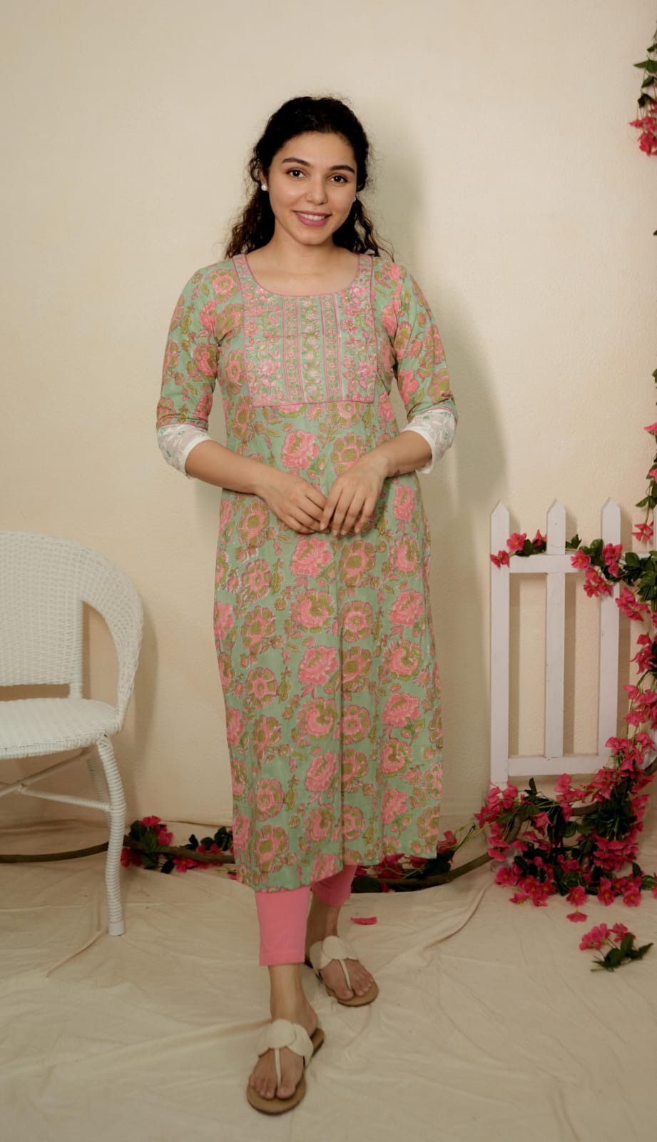 RS .600/- (50% Off on MRP Rs.1200/-) (Code-1709 BK)