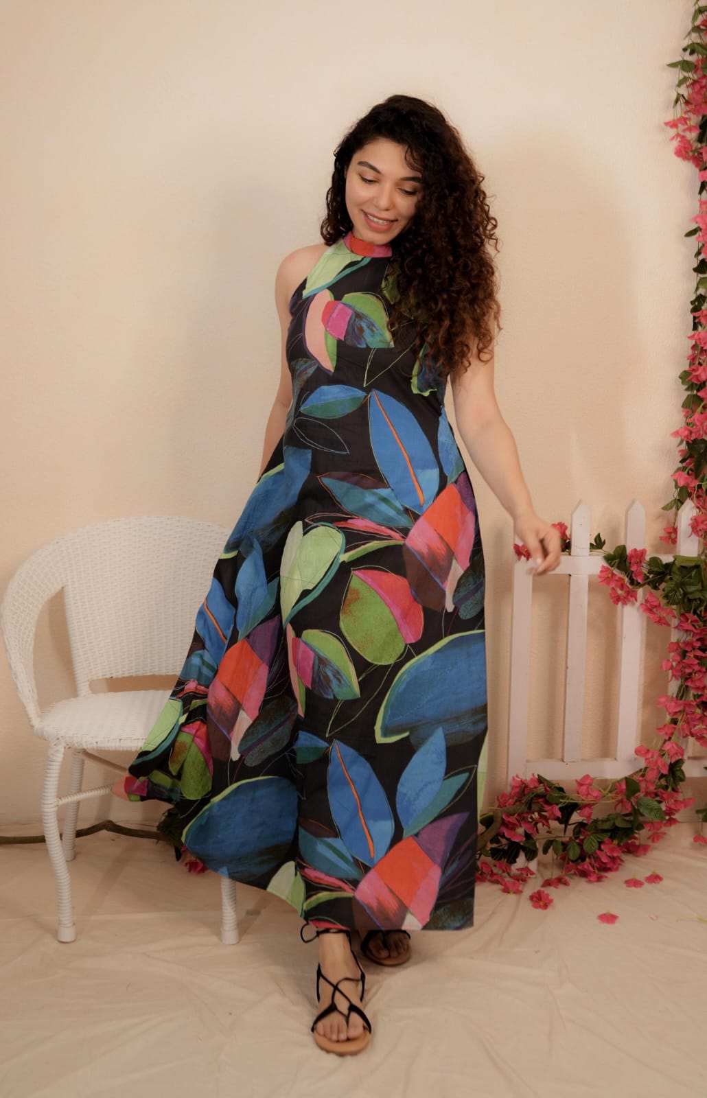 RS.800/- (50%Off on MRP Rs.1600/-)(Code-1728 BK)