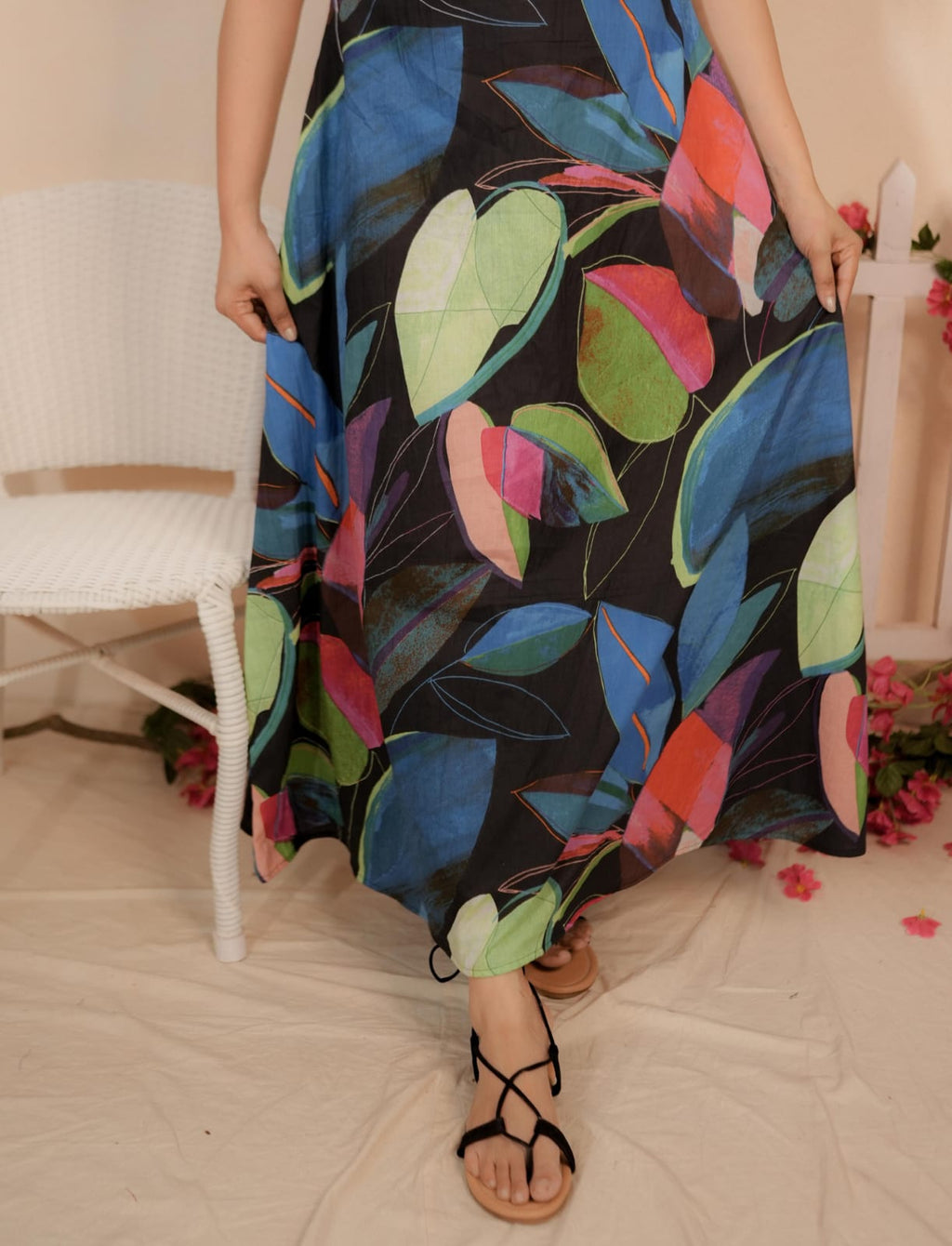 RS.800/- (50%Off on MRP Rs.1600/-)(Code-1728 BK)