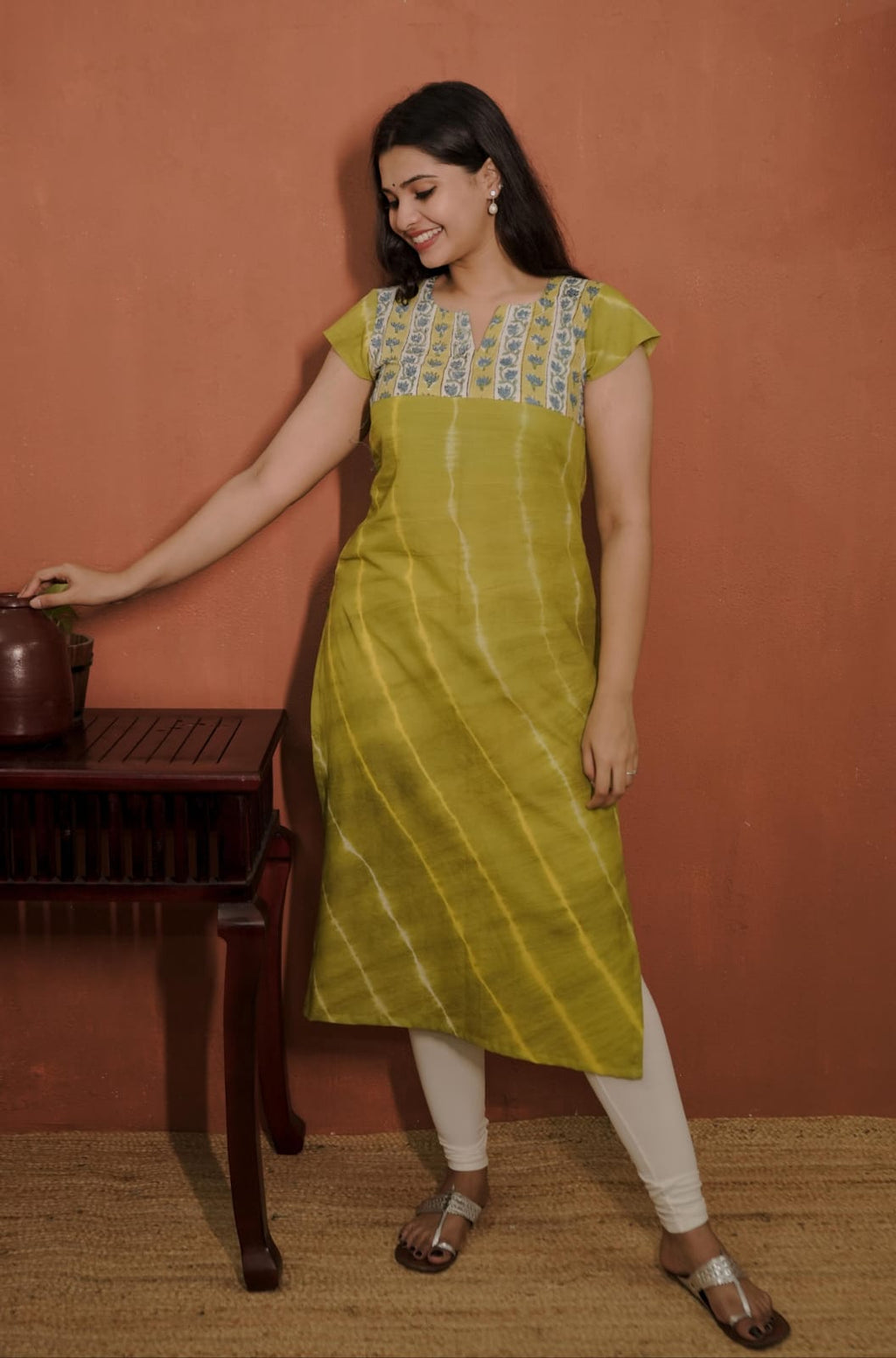 RS.490/- (50%Off on MRP Rs.980/-) (Code-1798 BK)