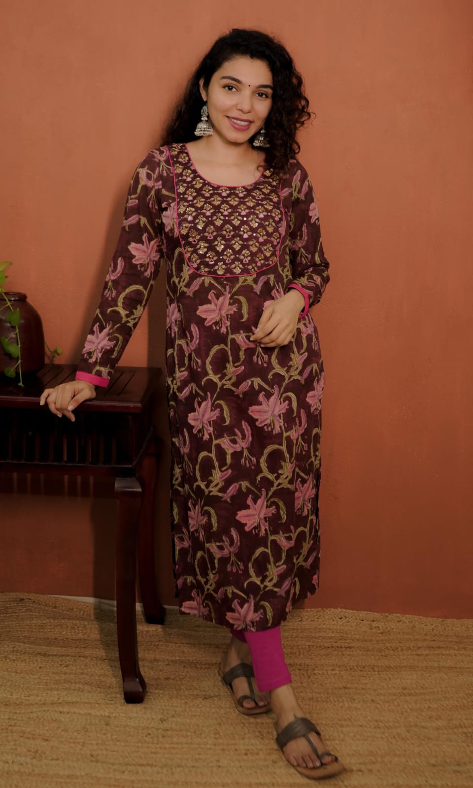 RS.1200/- (50%Off on MRP Rs.2400/-)(Code-1792BK)