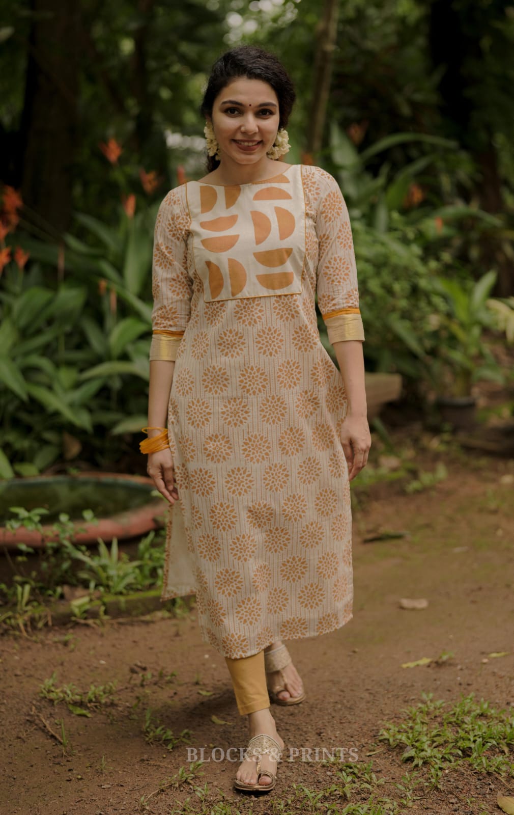 Designer Kurthi (Code-1841 BK)