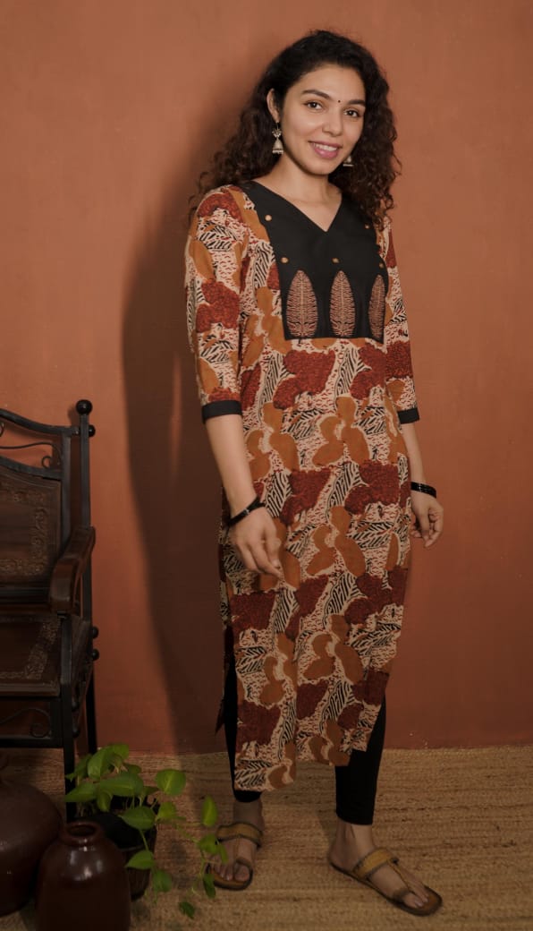 RS .640/- (50% Off on MRP Rs.1280/-)(Code - 1832 BK)