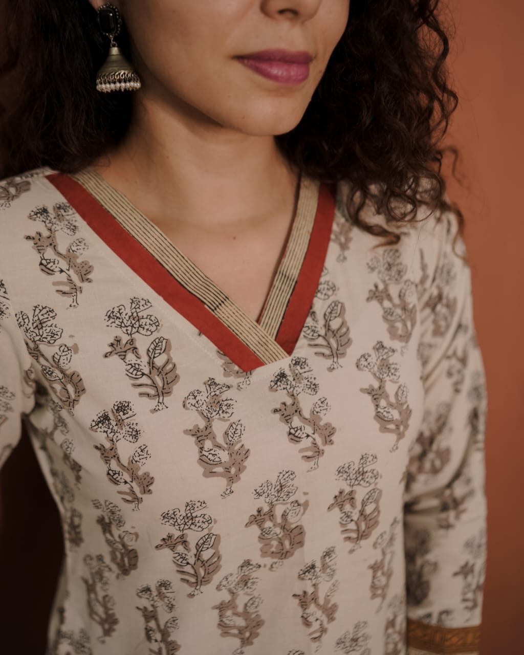 RS .600/- (50% Off on MRP Rs.1200/-)(Code -1831 BK)