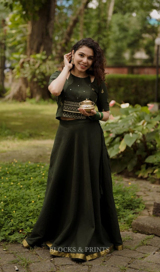 Skirt - Blouse Set (Code - 1853 BK)
