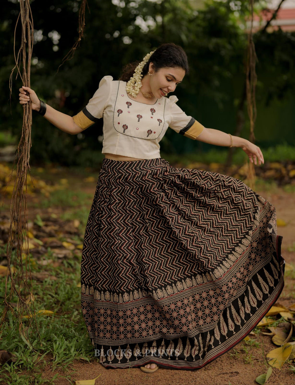 RS.1200/- (50% Off on MRP Rs.2400/-)(Code - 1851 BK)