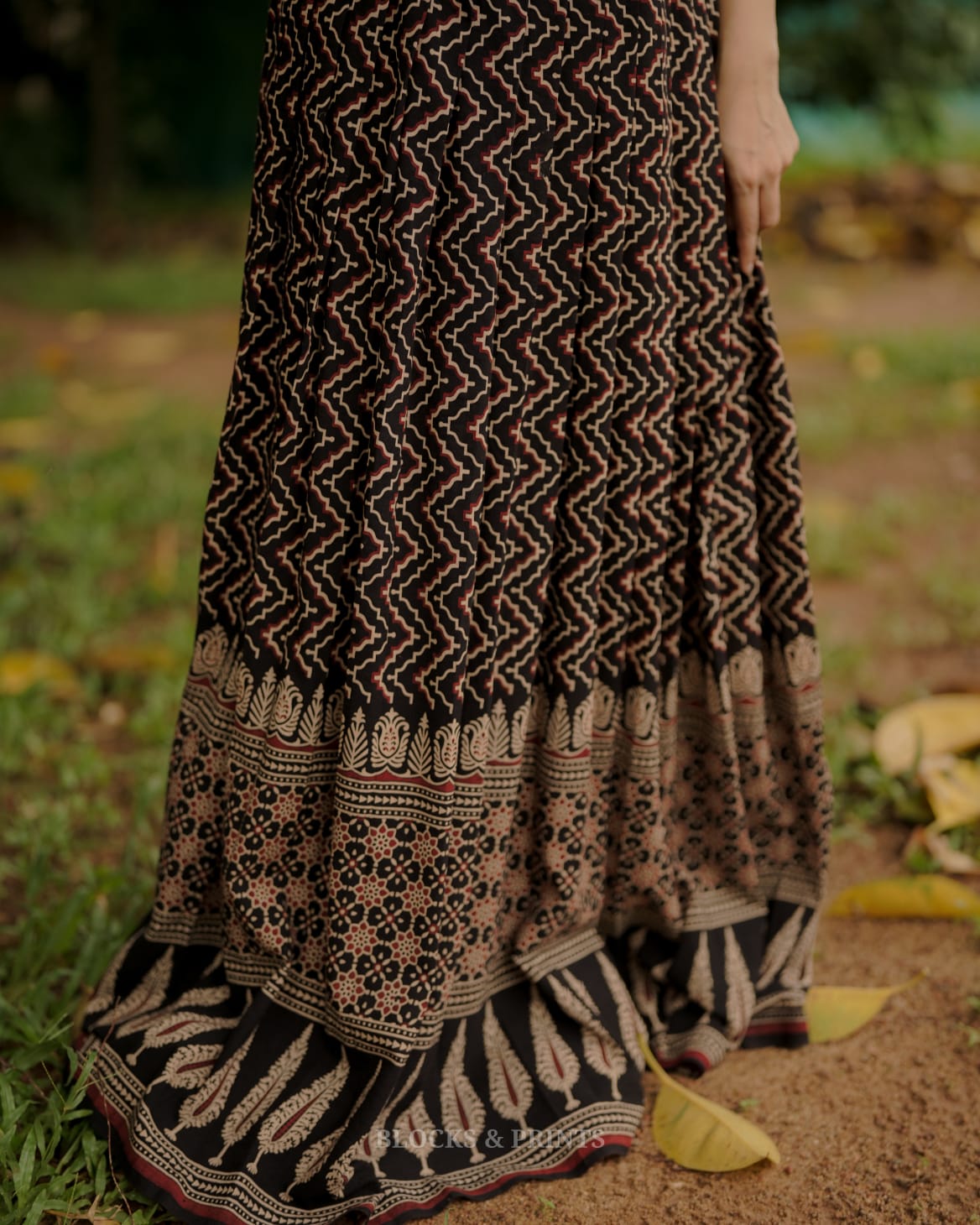 RS.1200/- (50% Off on MRP Rs.2400/-)(Code - 1851 BK)