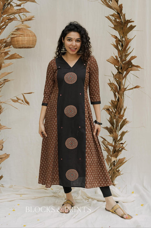 Designer Kurthi (Code - 2075 BK)