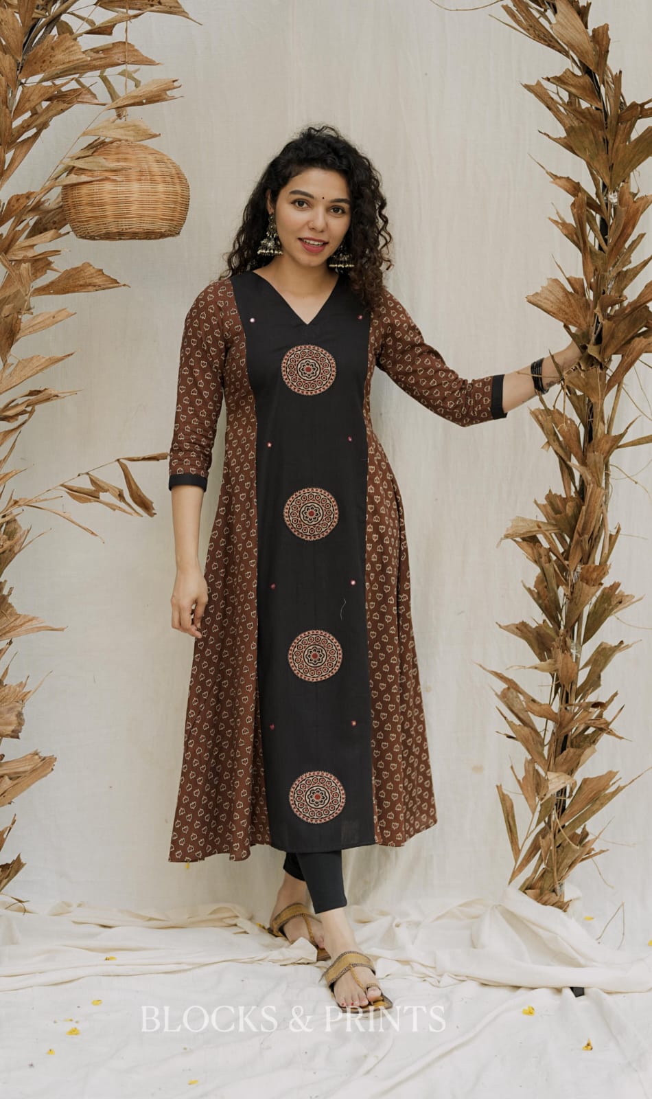Designer Kurthi (Code - 2075 BK)